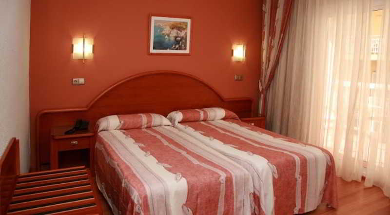 יורט דה מאר Hotel Helios Lloret מראה חיצוני תמונה